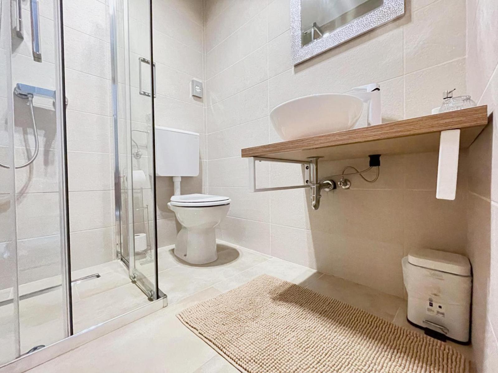 Apartamento Caramel Comforts With Sea View In Stinjan Only 300 M From The Beach, Free Parking